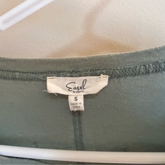 Easel Pastel Green Butterfly Top - Picture 7 of 11